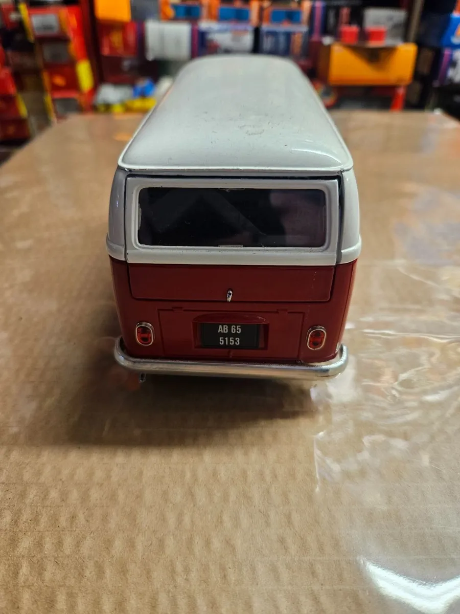 Corgi Solido VW Minibus - Image 3