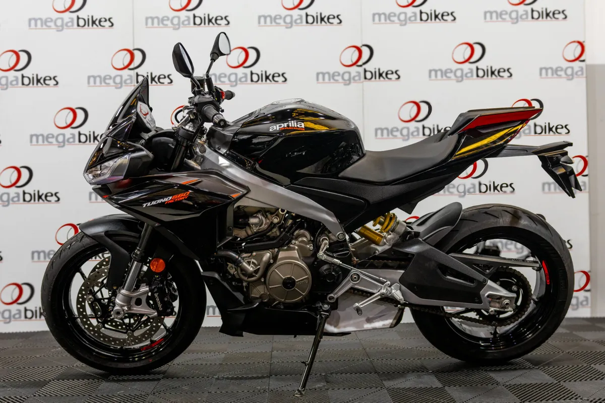 Aprilia Tuono 660 Factory 2021 - Image 2