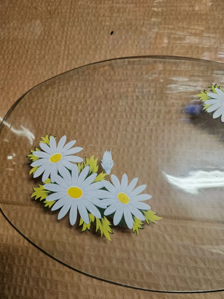 Vintage Retro Glass Plate - Image 1