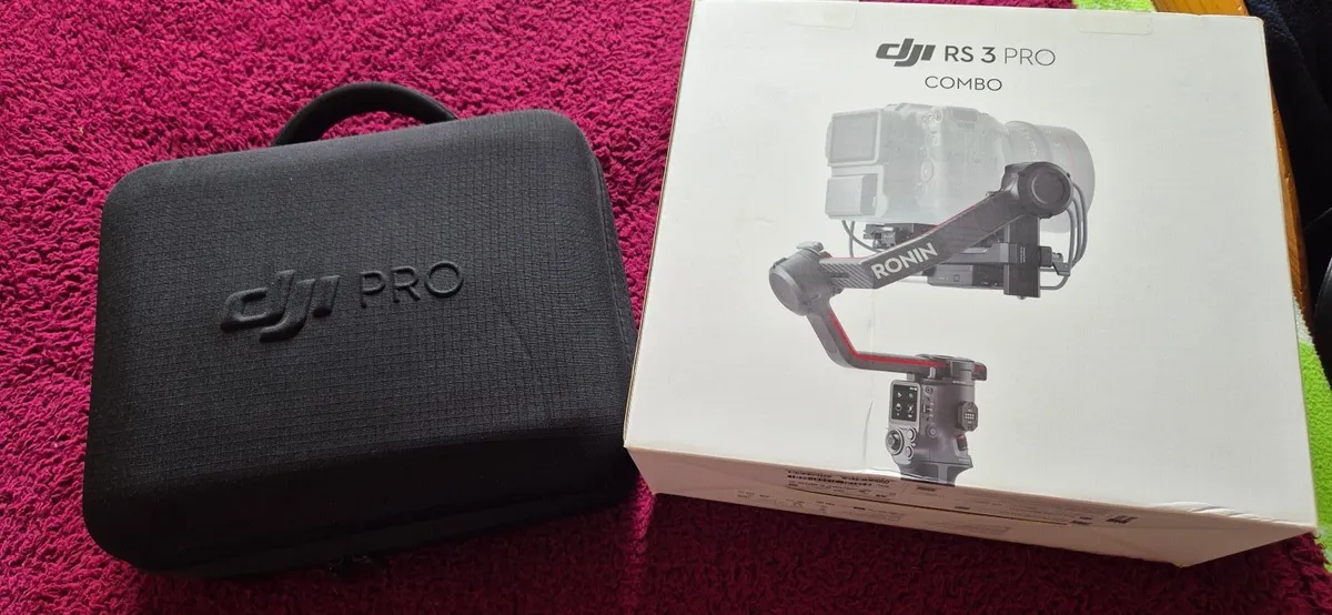 DJI Ronin RS3 Pro Combo Gimbal Stabiliser - Image 1
