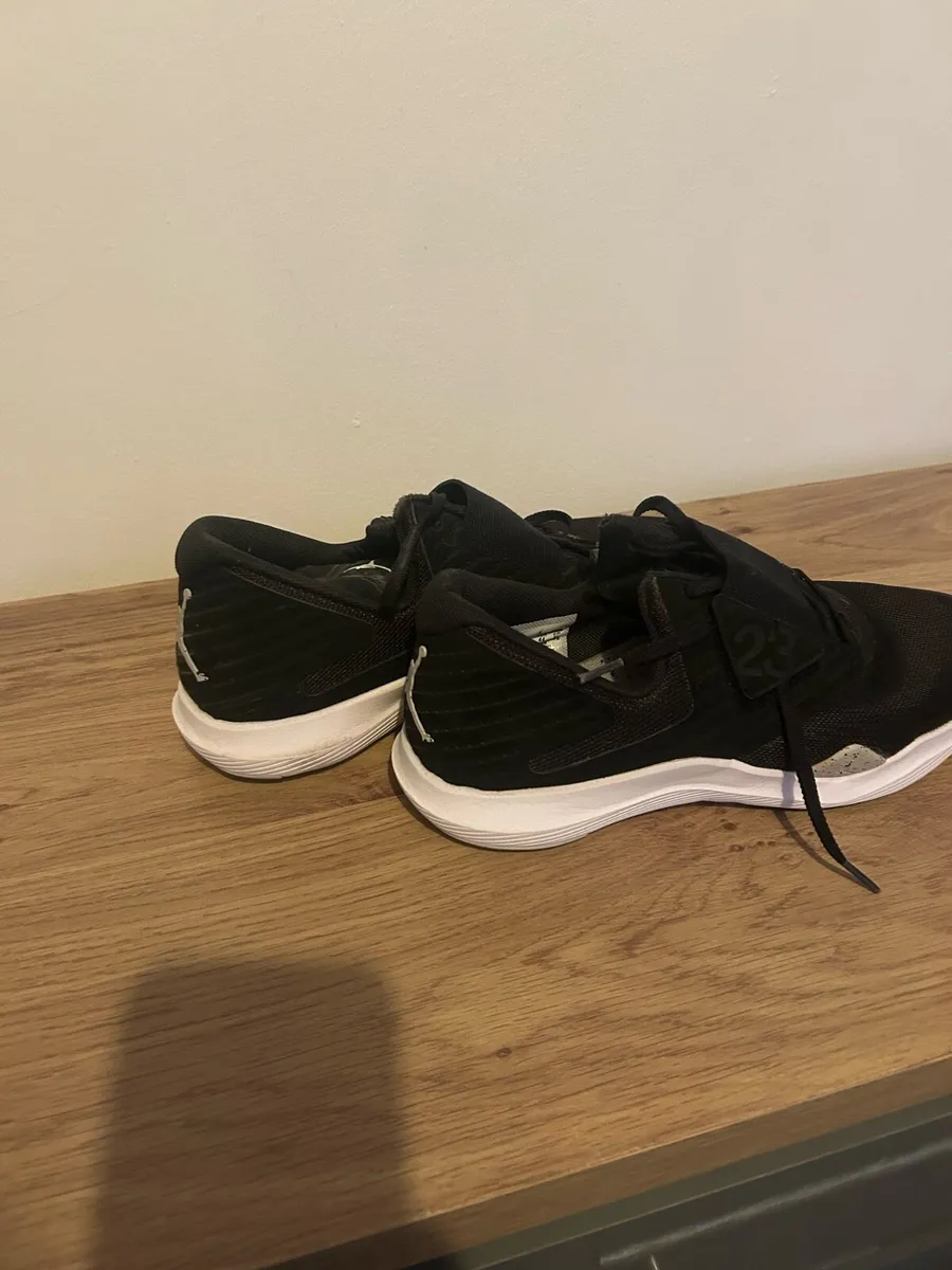 Nike Jordan Basketball Shoes - Image 2