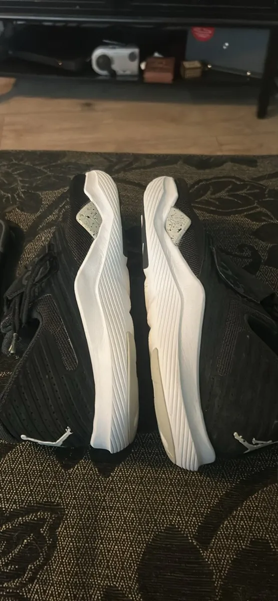 Nike Jordan Basketball Shoes - Image 3