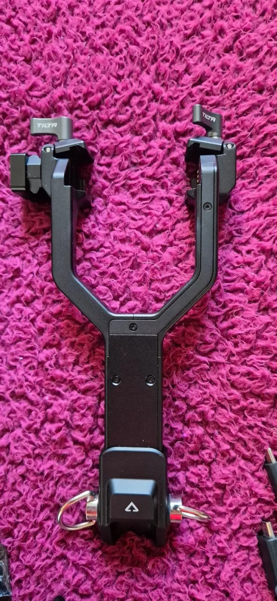 DJI Ronin RS3 Pro Combo Gimbal Stabiliser - Image 4