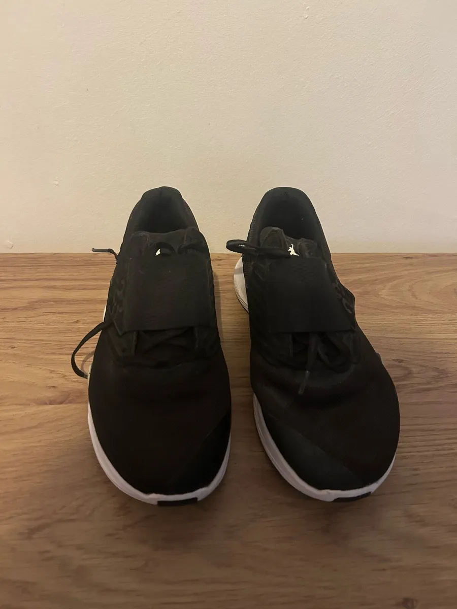 Nike Jordan Basketball Shoes - Image 1