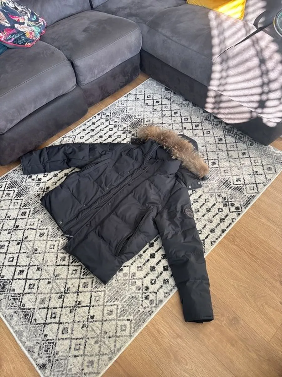 canada goose jacket - Image 1