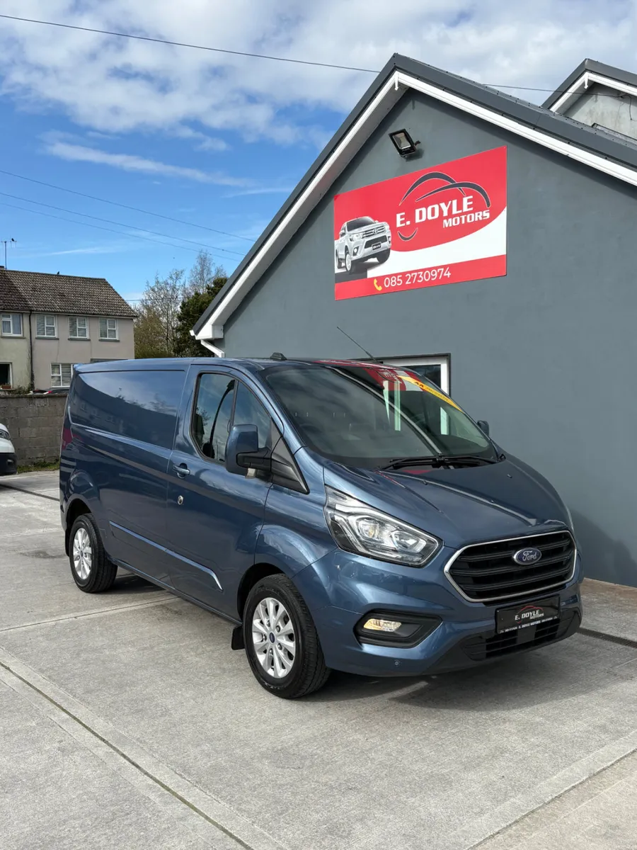 2022 Ford Transit Custom Limited - Image 4