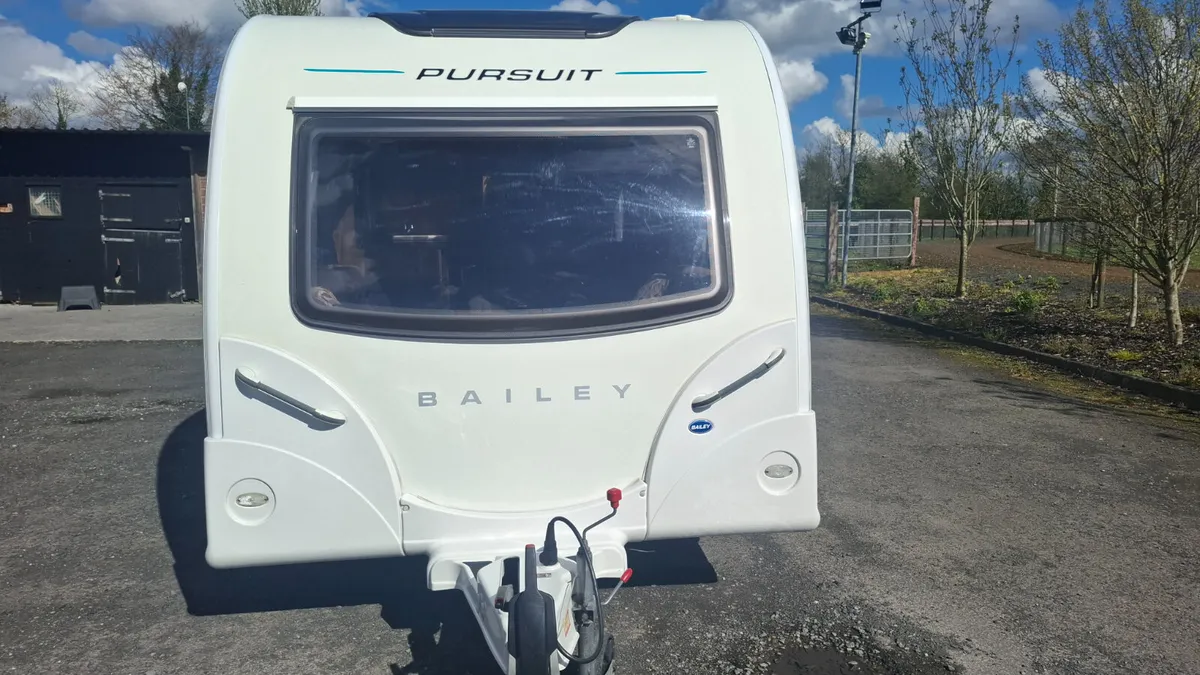 Bailey Pursuit 5 berth caravan - Image 2