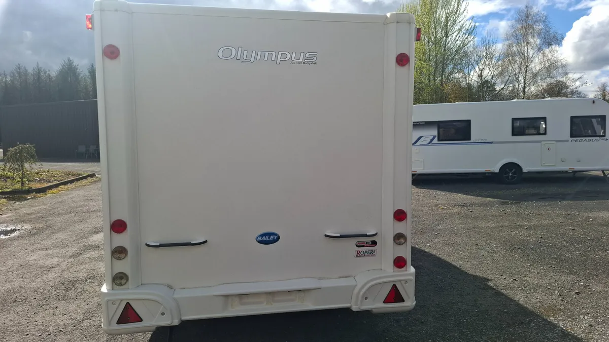 Bailey Olympus 6 berth caravan - Image 4