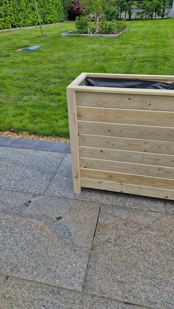 🌿Handmade Wooden Planter – Perfect for Any Garden - Image 3