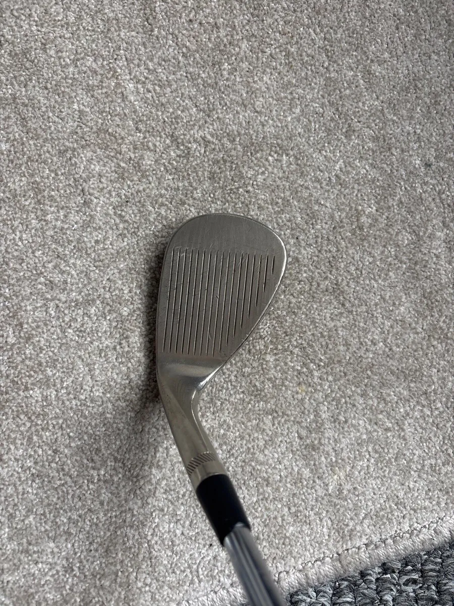 Titleist vokey sm8 56 degree - Image 2