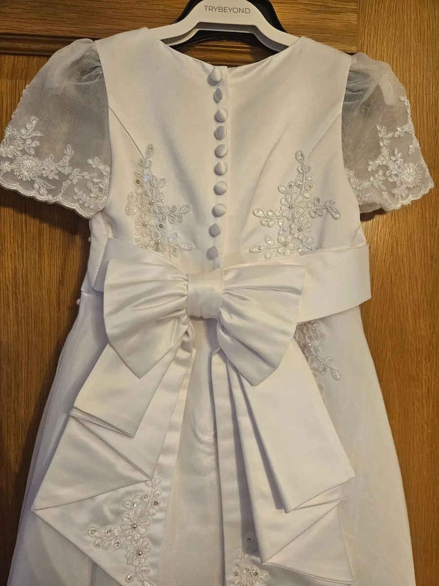 Communion dress - Image 2