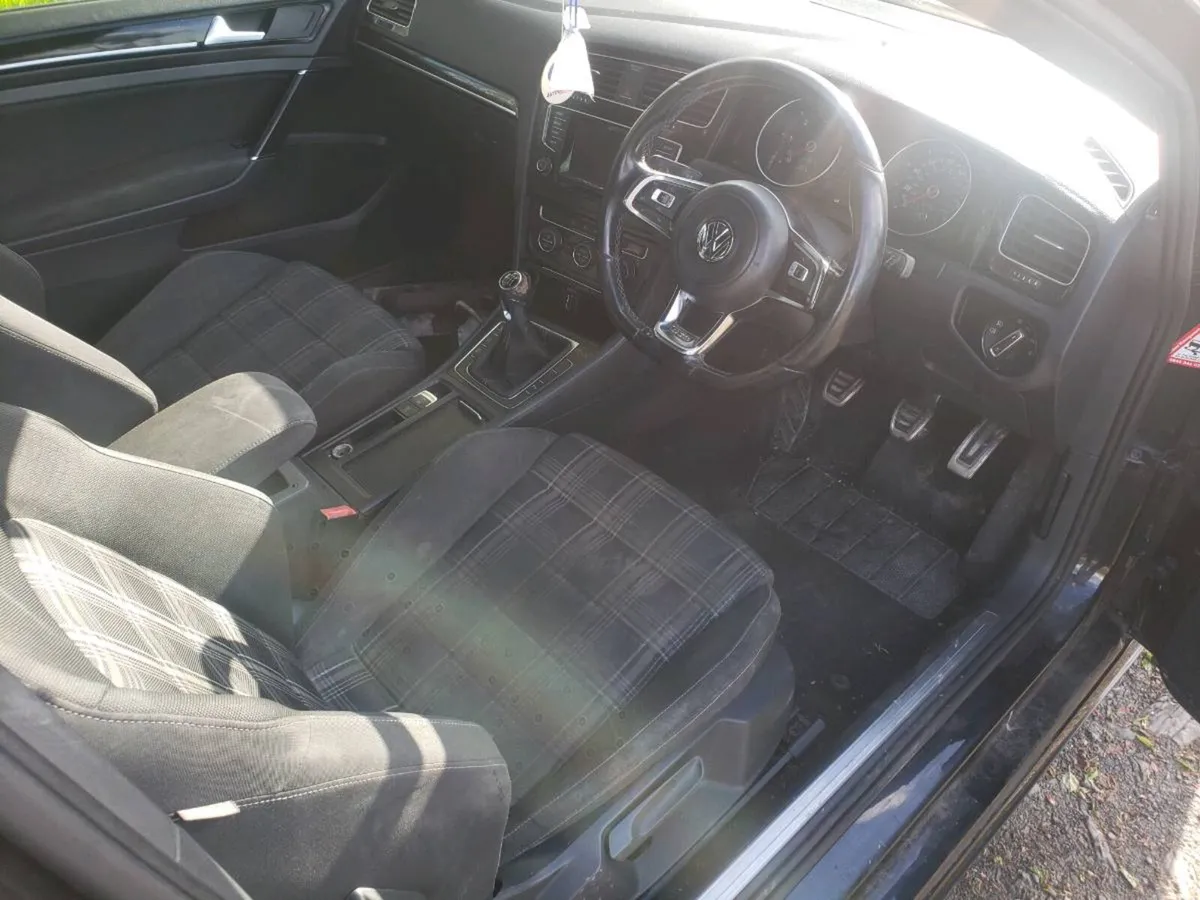 2014 Volkswagen Golf GTD 2.0 TDI Breaking - Image 3