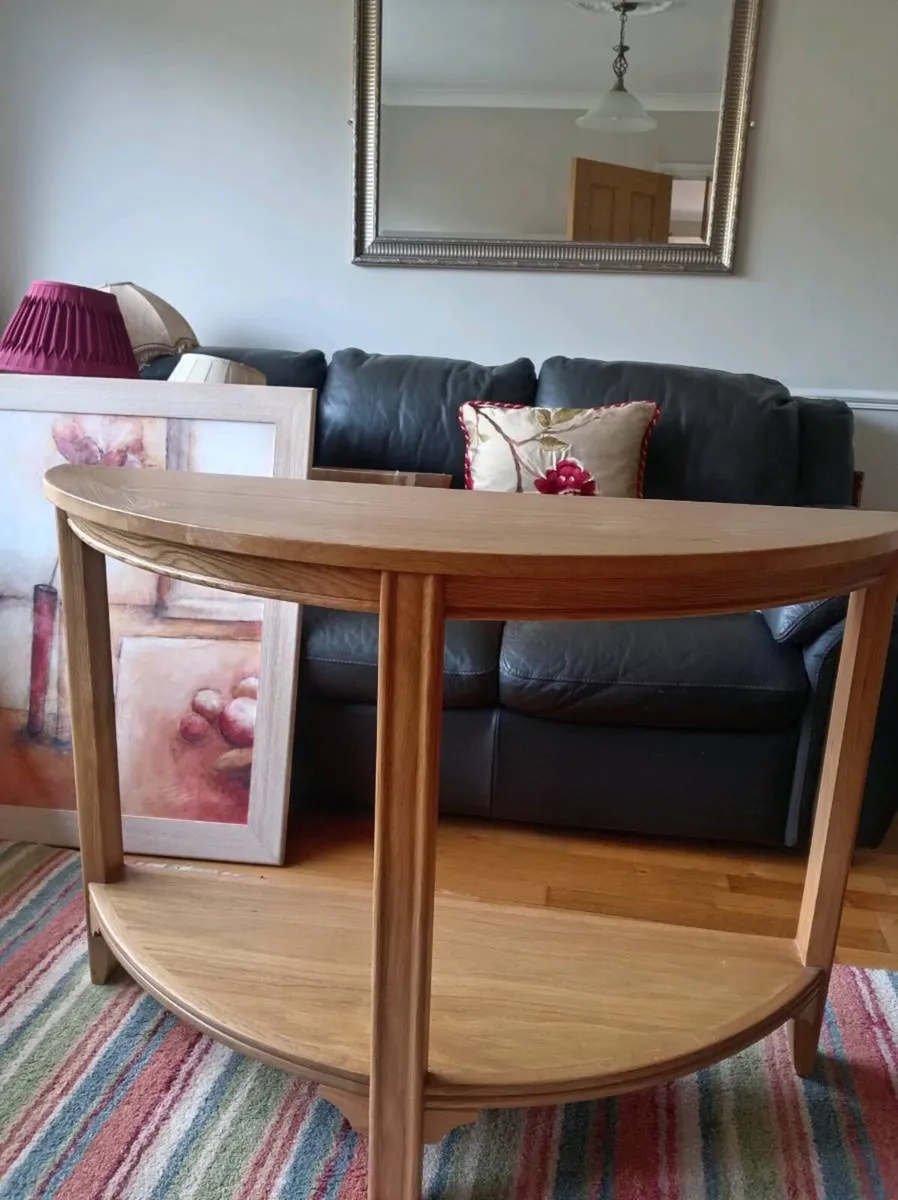 Hall table - Image 1