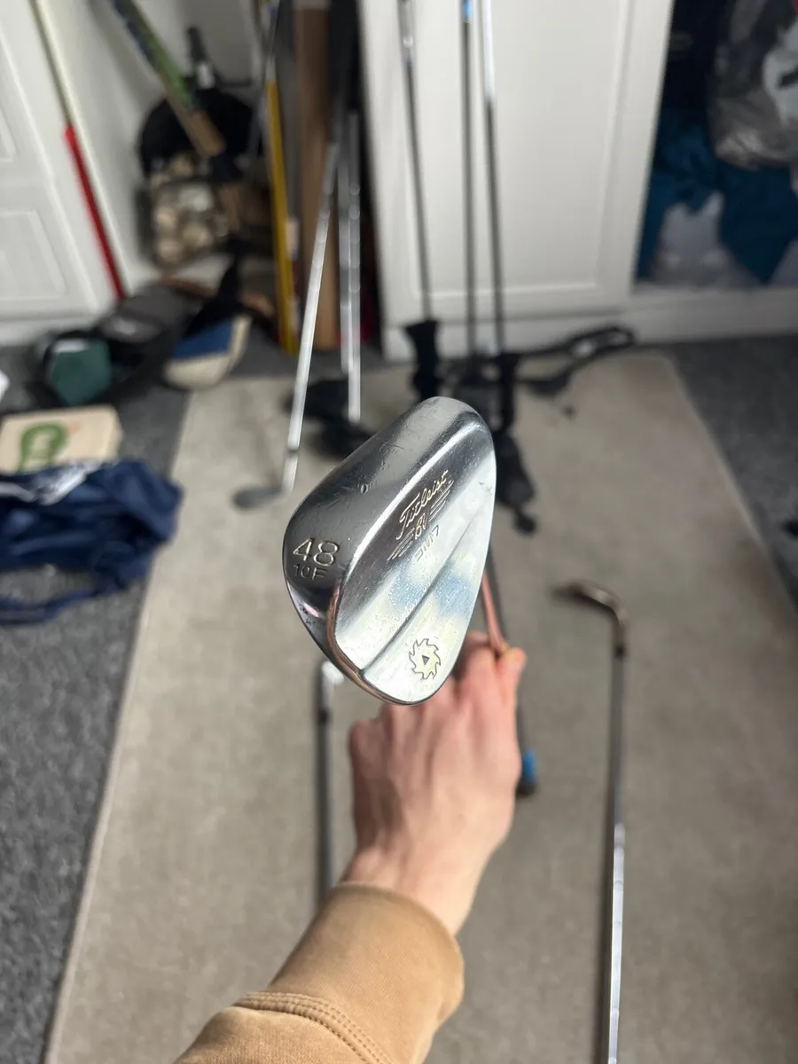 Titleist vokey sm7 48 degree - Image 1