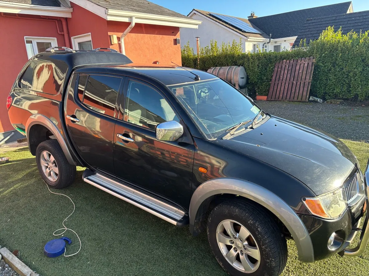 Mitsubishi L200 - Image 1