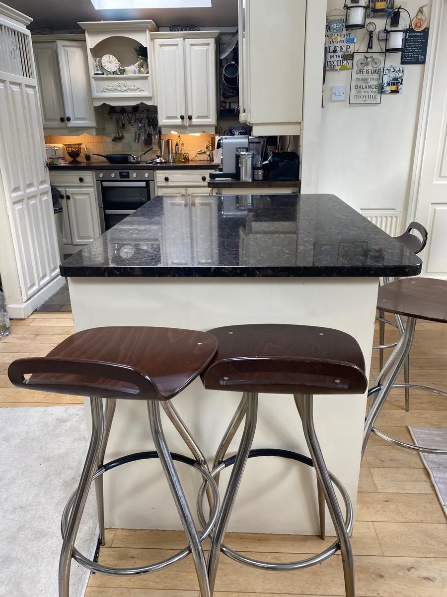 Kitchen Granite island worktop - Image 2