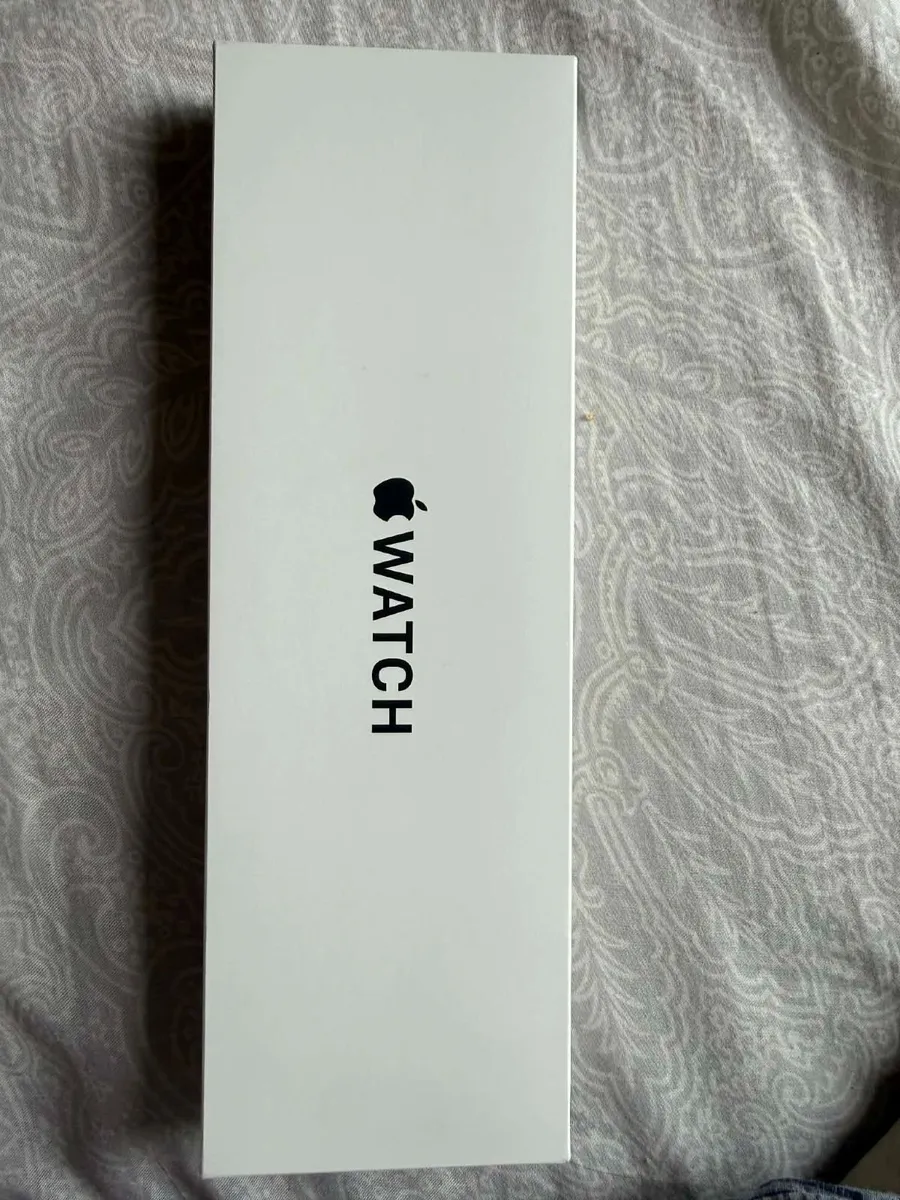 Apple Watch - Image 1