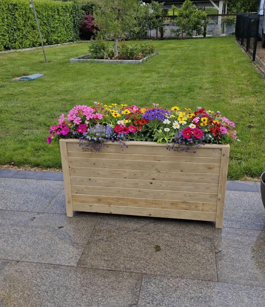 🌿Handmade Wooden Planter – Perfect for Any Garden - Image 1