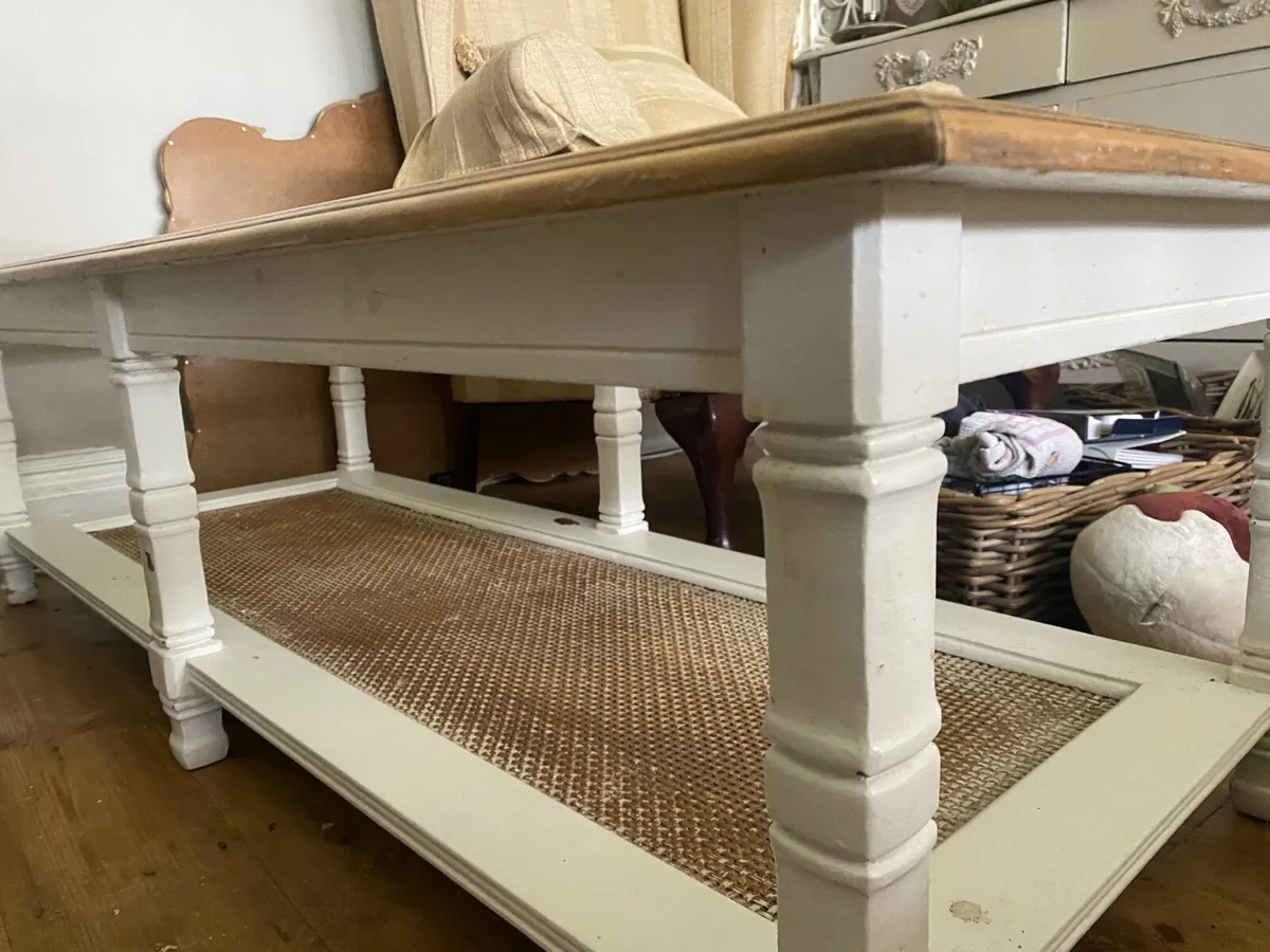 Coffee table - Image 1