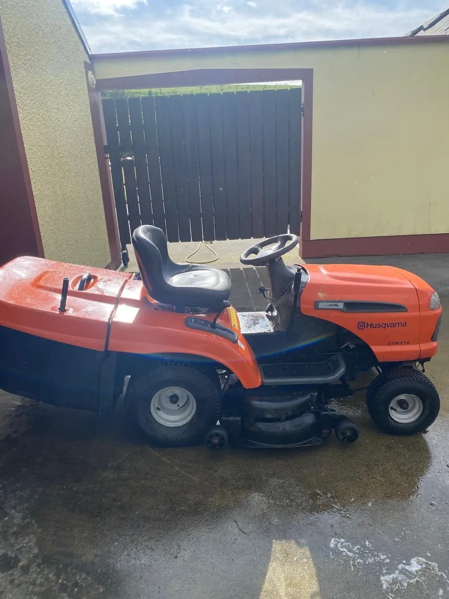 Husqvarna lawnmower - Image 4