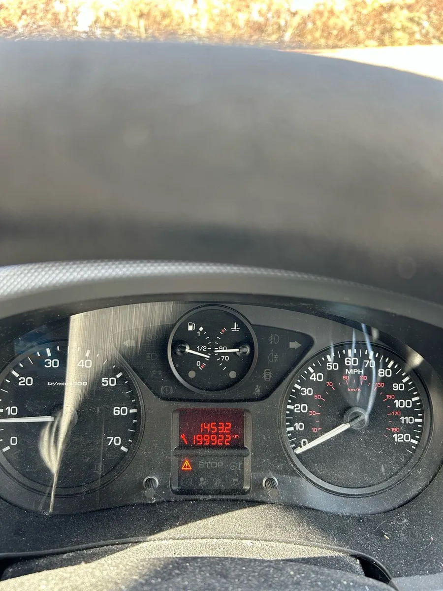 142 Peugeot Partner - Image 4