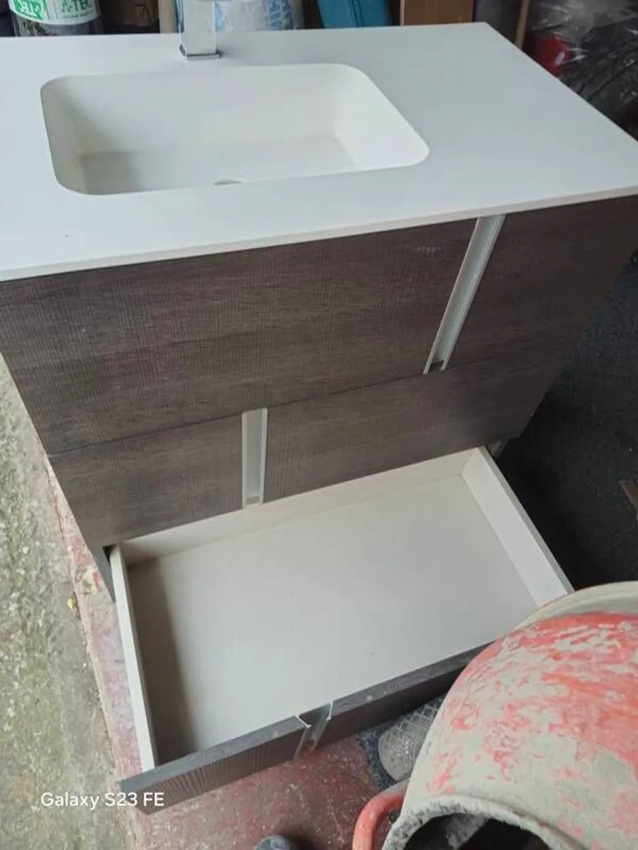 sink&Cabinet - Image 2