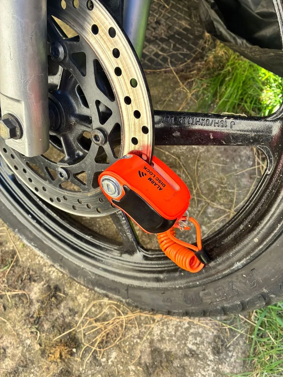 YAMAHA YBR125 2008 - Image 2