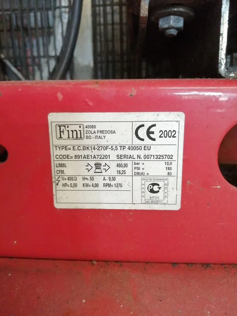 Air compressor - Image 1