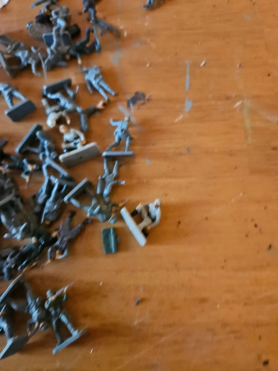 Airfix German WW2 Painted Soldiers - Image 2