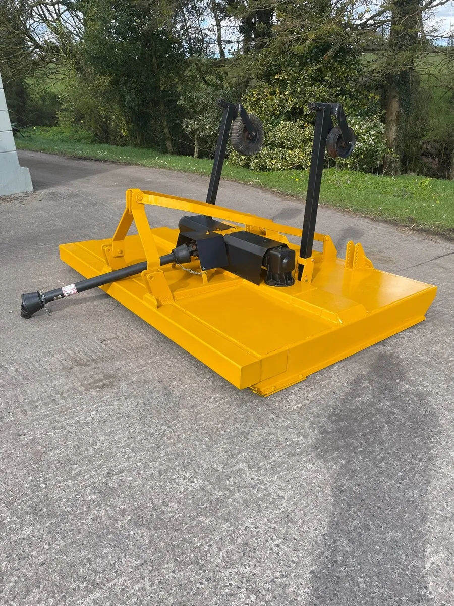 McConnell rhino - Image 4