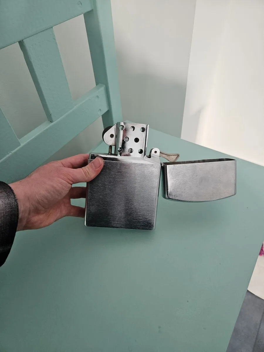 Zippo Lighter (Novelty Size) - Image 4