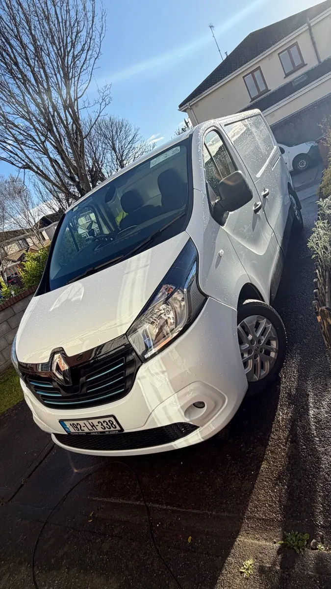 Renault Trafic - Image 1