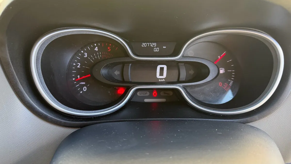 Renault Trafic - Image 4