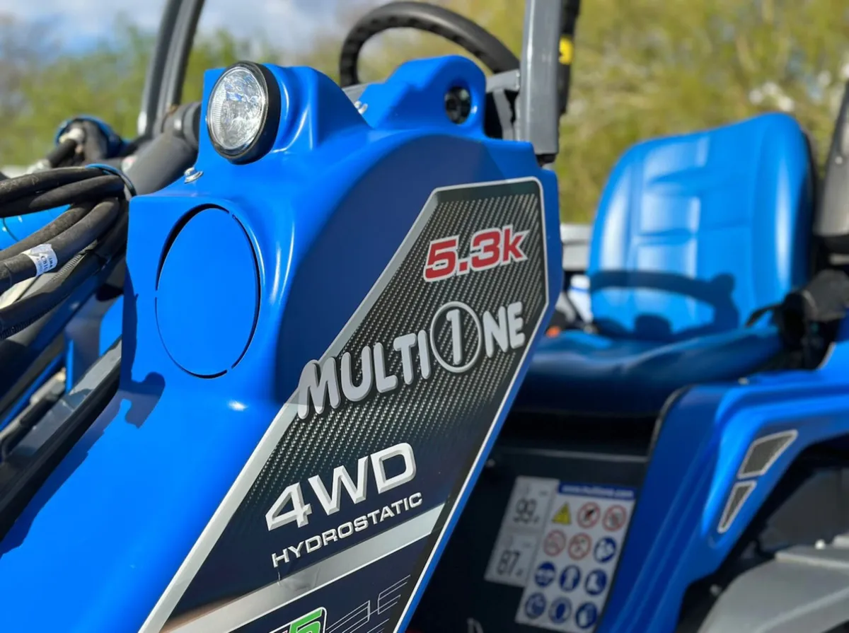 Multione Avant Loader 5.3k Bucket Forks No Vat - Image 2