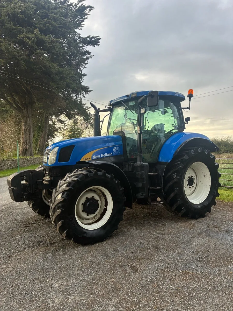 New Holland T6050 - Image 1