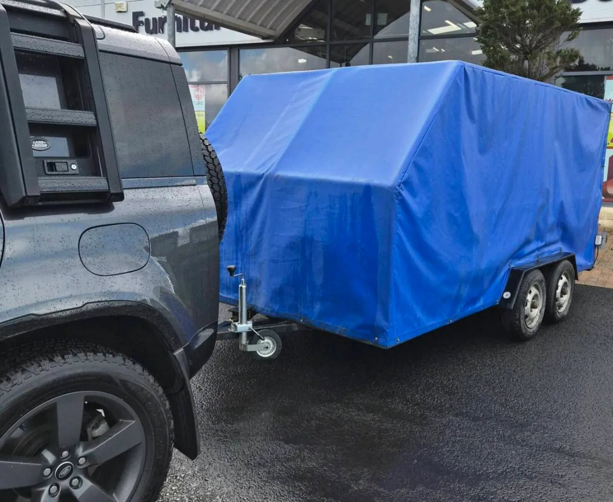 Car transporter fully covered - Image 1