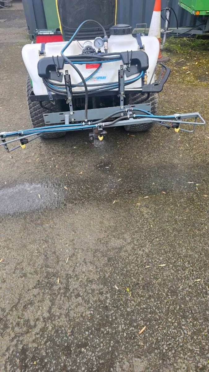 Quad sprayer mower - Image 2