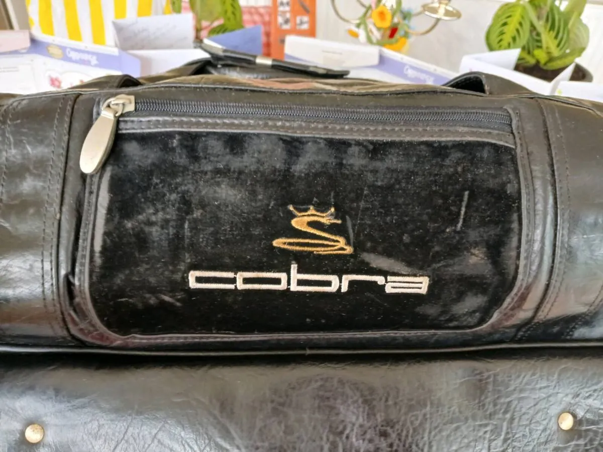 Golf bag in soft black leather. - Image 3