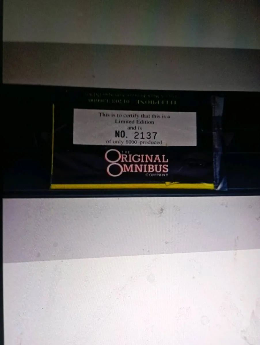 DIE-CAST MODLE BUSES &TRAMS 1-76 SCALE &1-50 SCALE - Image 3