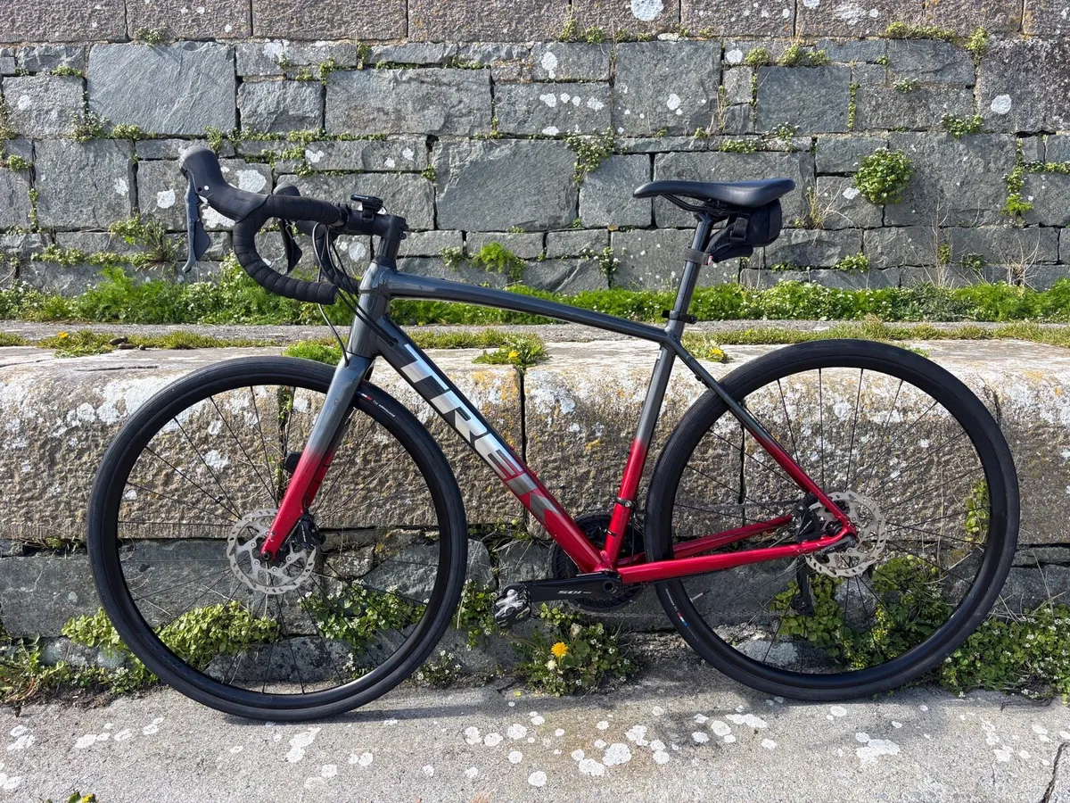 Trek Domane AL 5 Gen 3 - Image 2