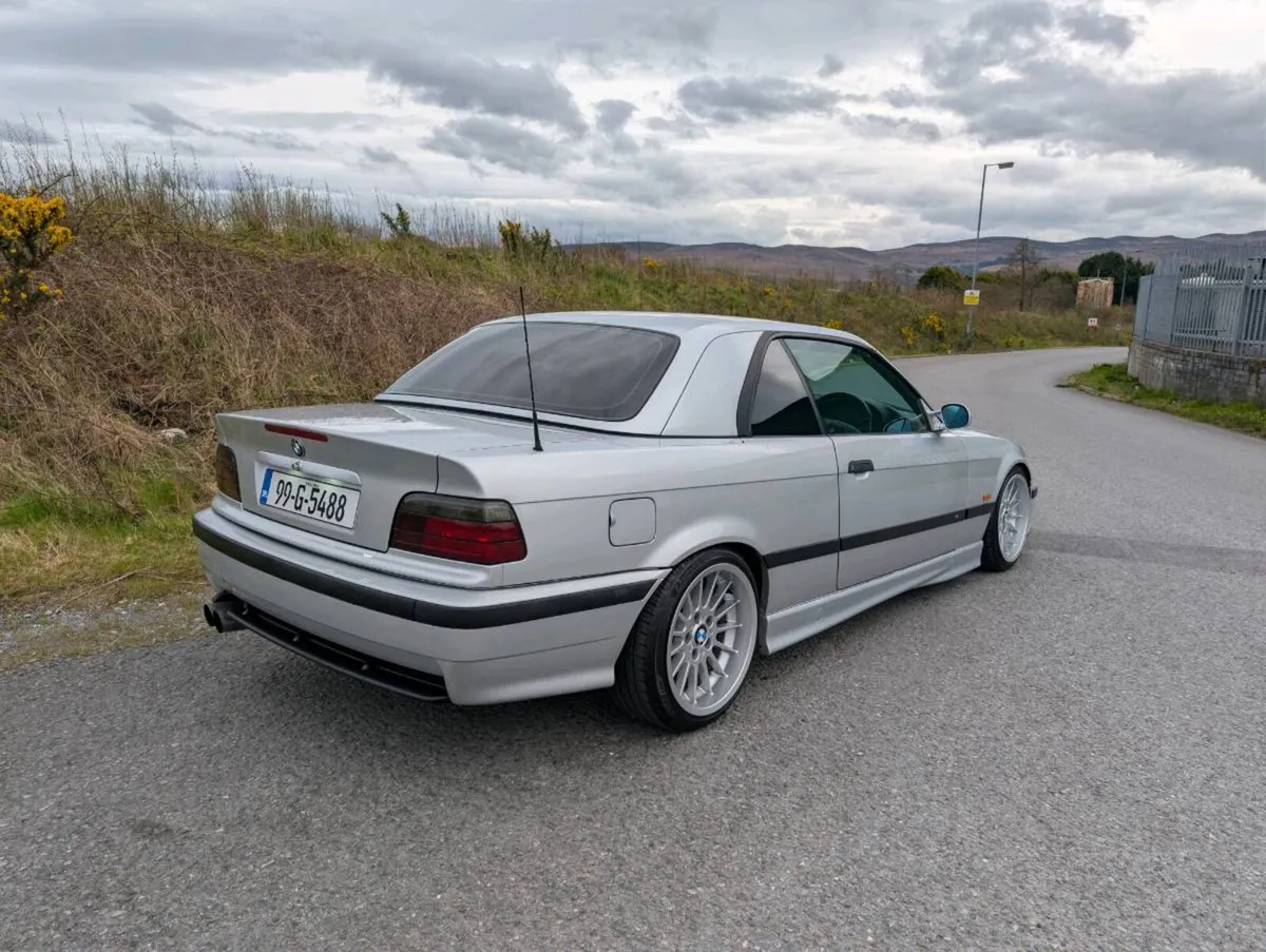 Bmw e36 convertible - Image 1