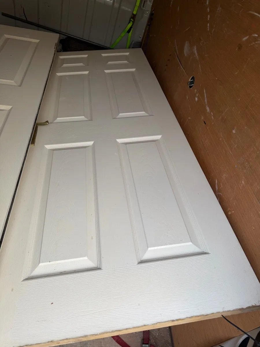 FREE 7 X 30 inch internal doors - Image 2