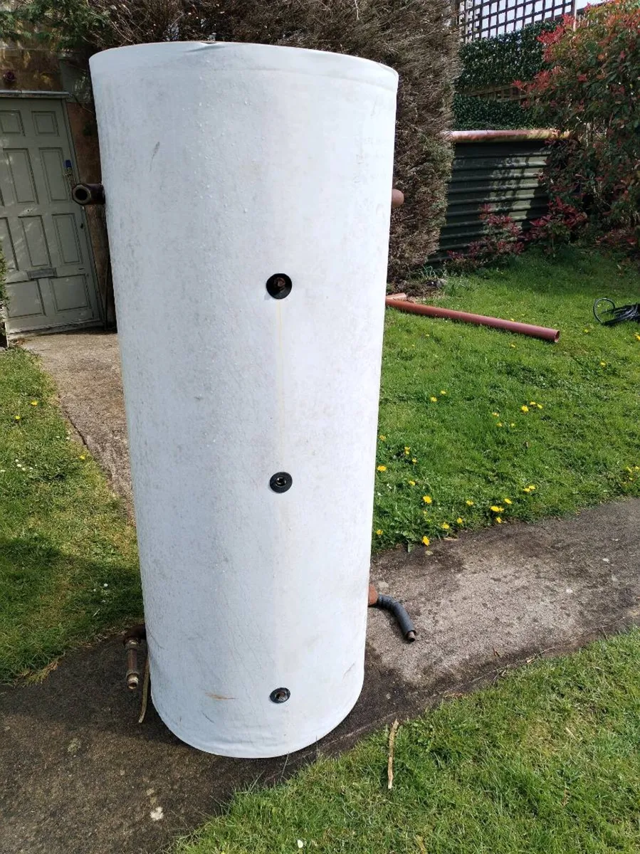 Buffer tank - Image 1