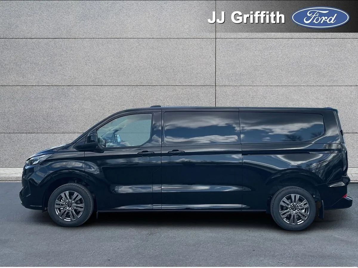 Ford Transit Custom 2.0 Diesel Automatic - Image 2
