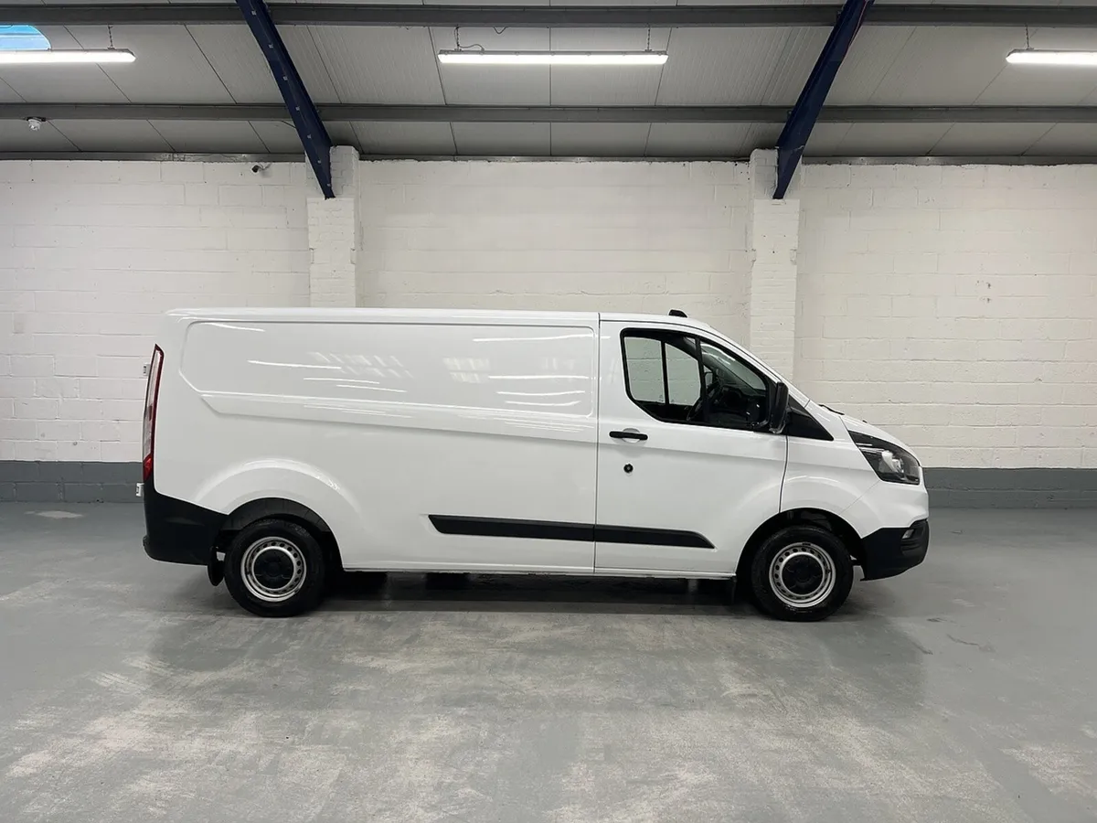 2023 Ford Transit Custom Panel Van - Image 1