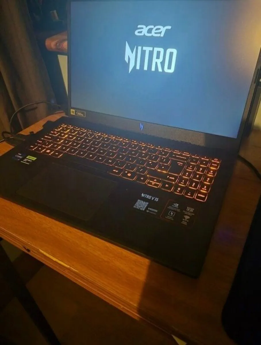 ACER Nitro V15 15.6" Gaming Laptop - Intel Core i7 - Image 2