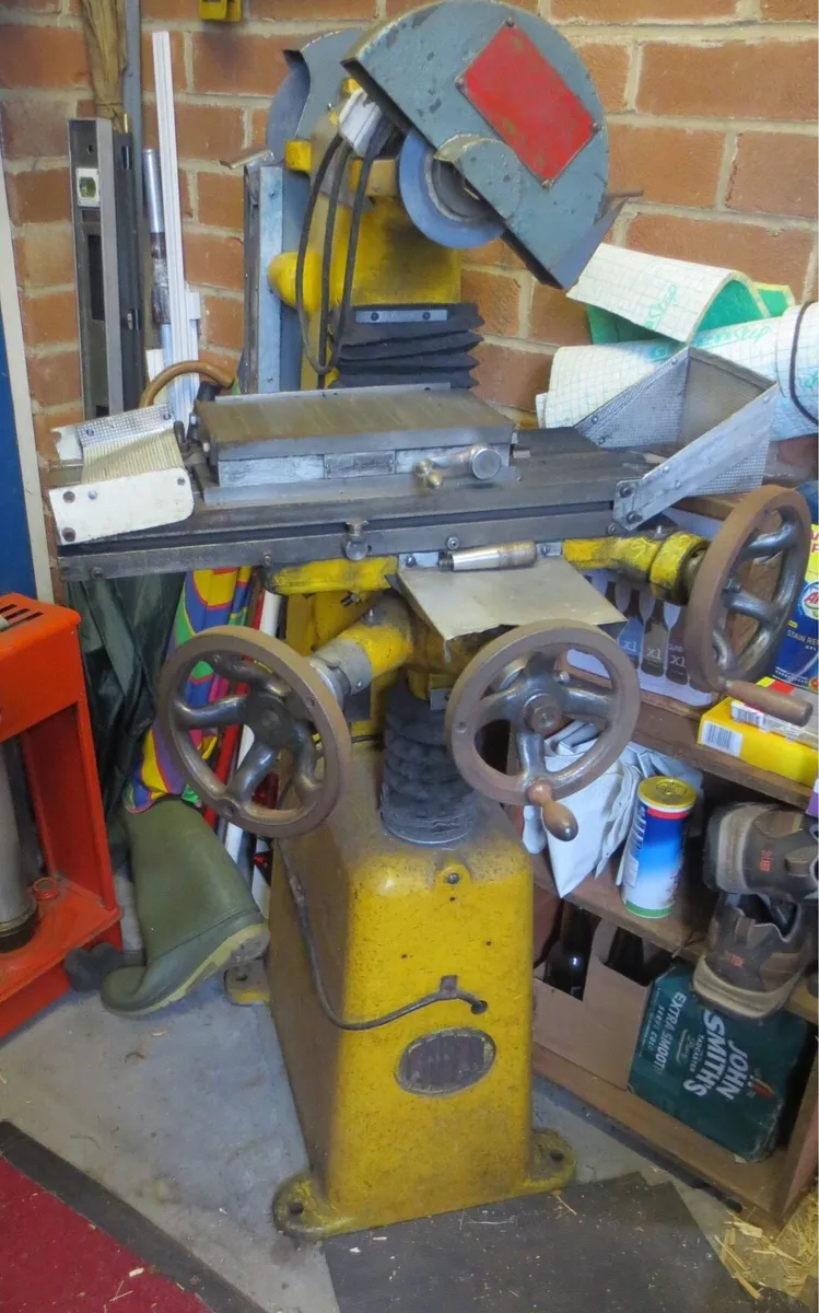 Single phase 240 v SURFACE GRINDER & mag chuck - Image 2