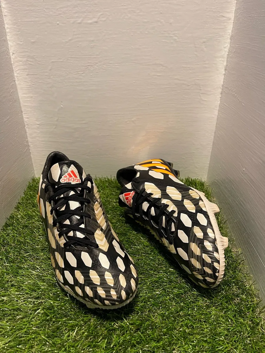 Adidas Predator Instinct FG Football Boots | UK 9 - Image 1