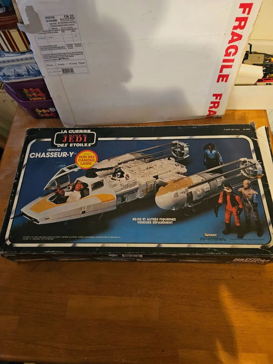 Vintage Star Wars Canadian Y Wing Stickers Unappli - Image 4