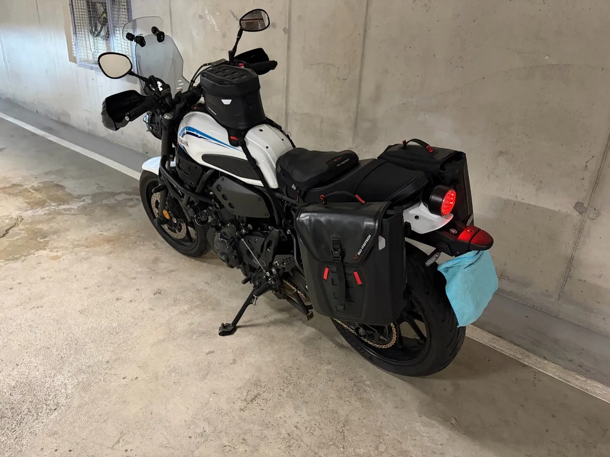 2023 Yamaha XSR700 - Image 2